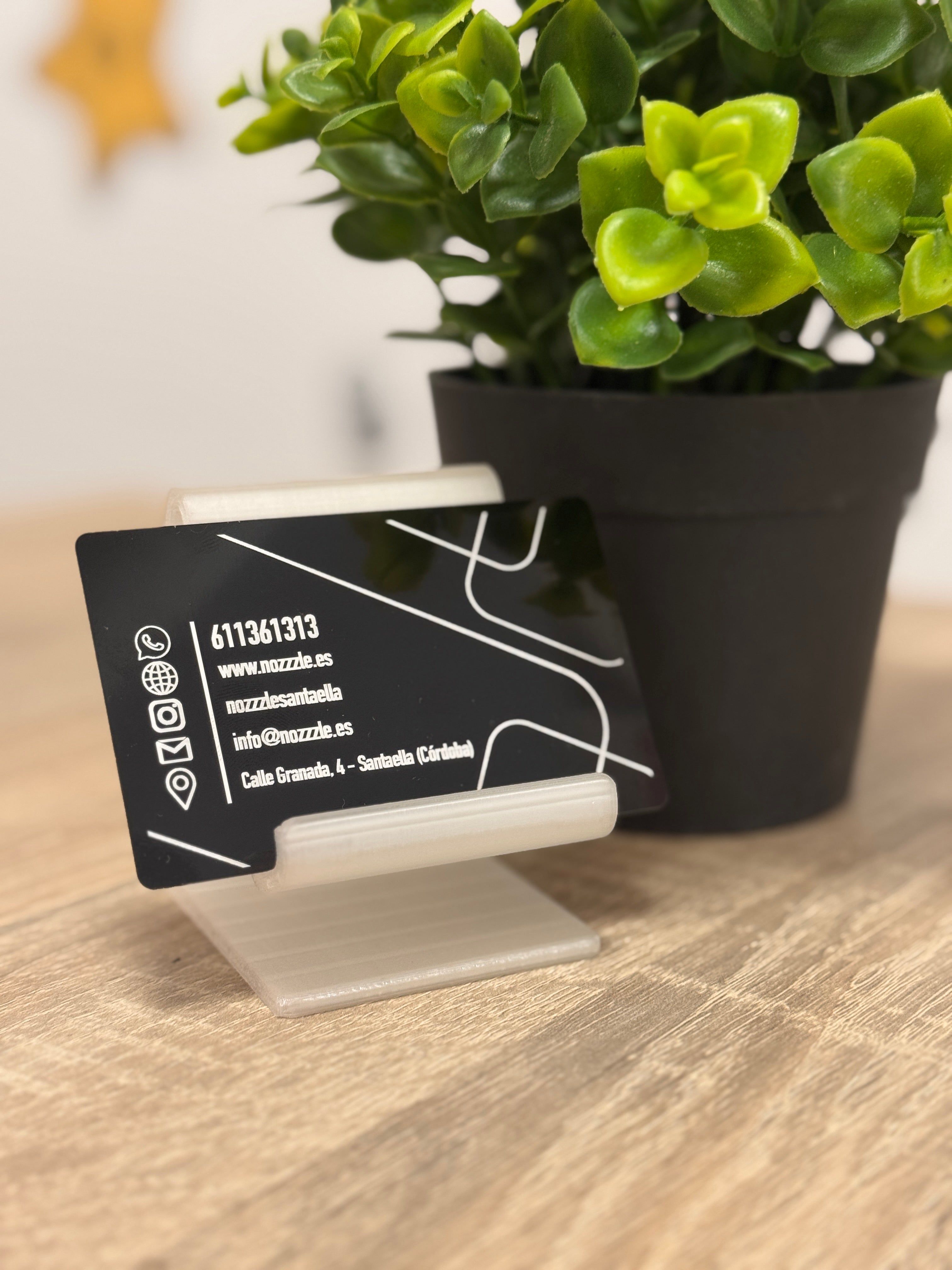 Tarjetas de visita metálicas personalizadas